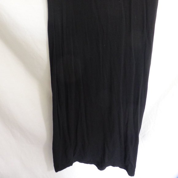 Solid black short sleeve dress, cool open back GUC - Picture 5 of 7